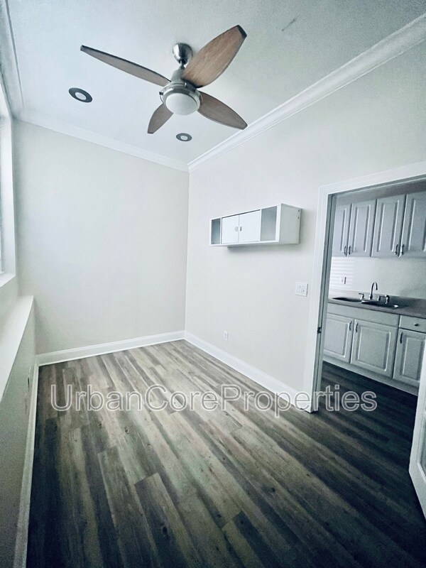 Foto del edificio - 236 4th St N