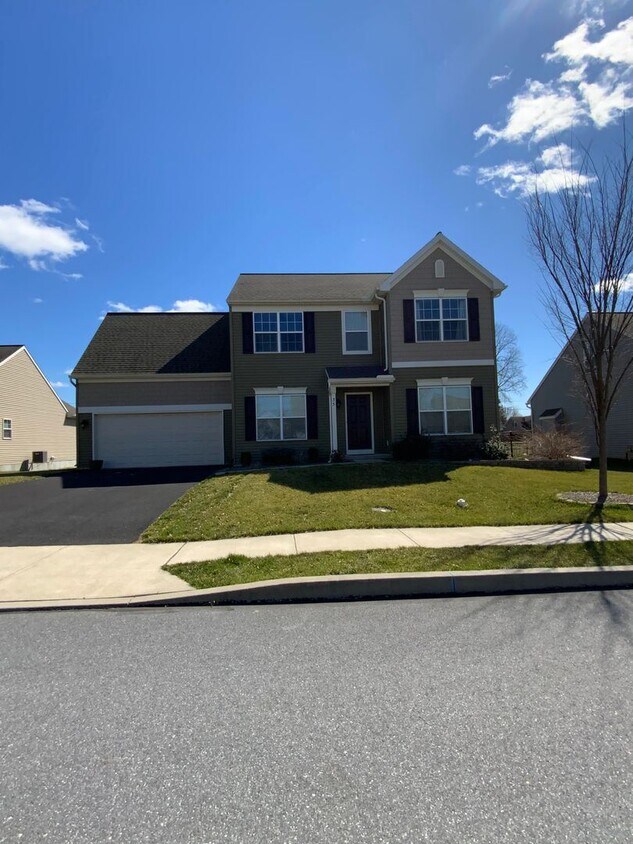 35 Union Crest Dr, Annville, PA 17003 House Rental in Annville, PA