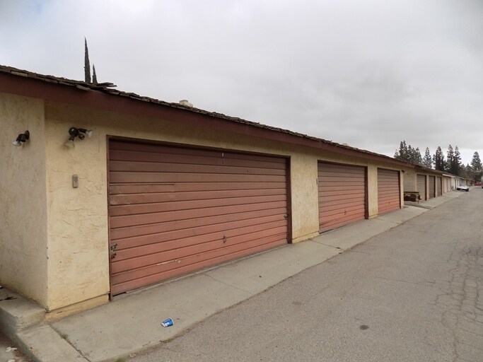 Building Photo - 7617 Quailwood Dr