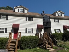 Building Photo - 237 Turner St