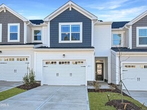 Building Photo - 135 Siebold St