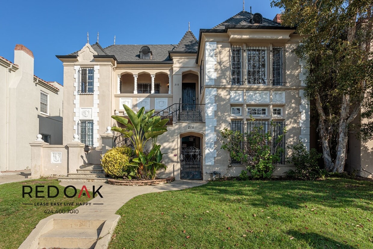 Primary Photo - ~1 Month FREE~ Stunning and Spacious, Span...