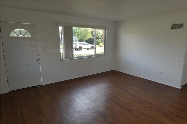 Building Photo - 4144 11th Ave N