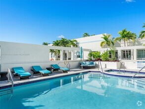 Building Photo - 9172 Collins Ave