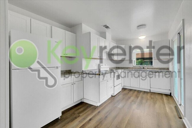 Foto del edificio - 3540 Grant Park Dr