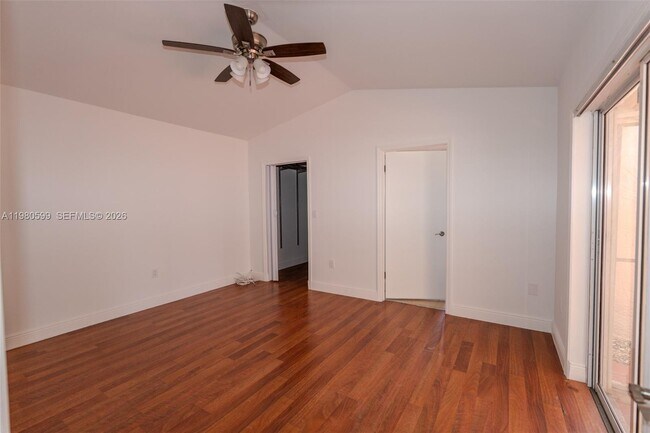 Foto del edificio - 1851 SW 122nd Pl