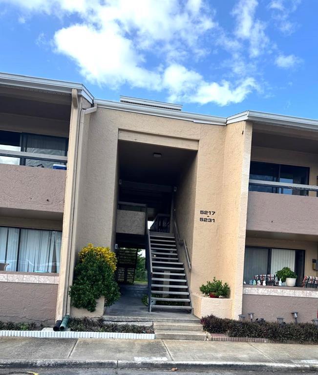 Primary Photo - 5225 Vineland Rd