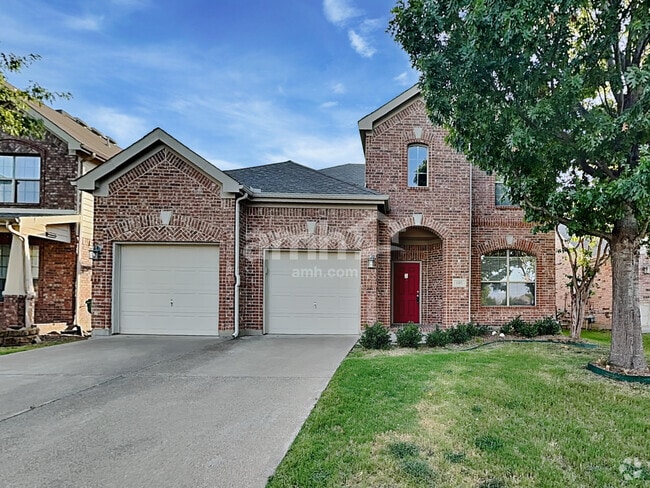 Building Photo - 721 Hickory Ln