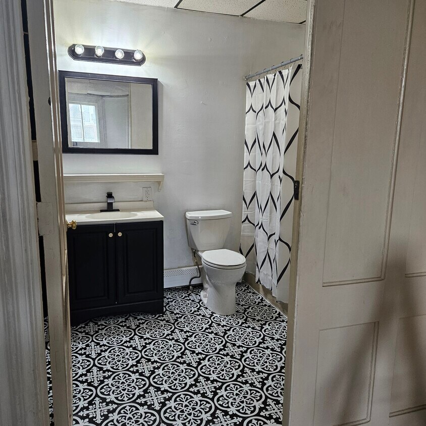 74 Silver Ln Unit 76 Silver Lane, East Hartford, CT 06118 Apartments