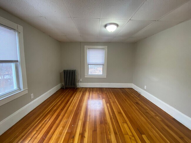 Foto del edificio - 41-43 Belmont Ave