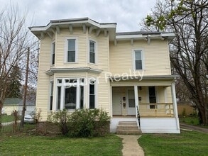Building Photo - 514 Ohio St