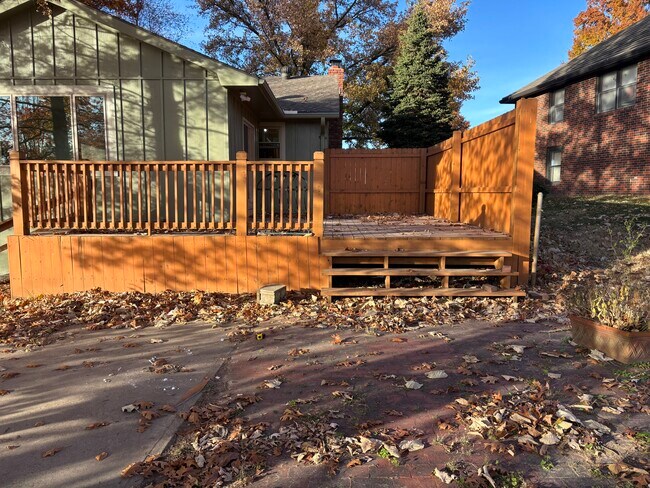 Foto del edificio - 18377 Pleasant View Dr