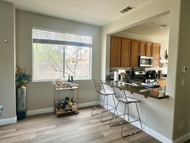 Foto del edificio - 9735 Canterbury Creek St