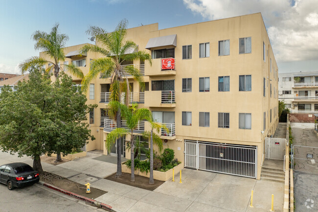 Primary - Irolostar Apartments