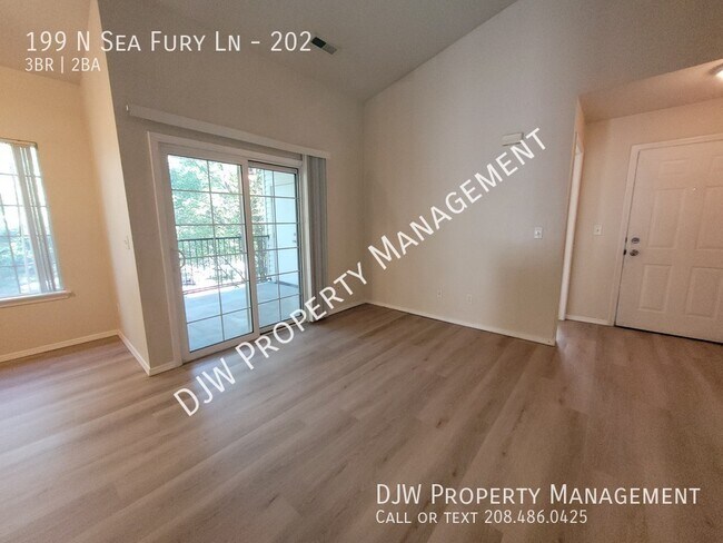 Building Photo - Spacious 3 Bedroom at an Unbeatable Price ...