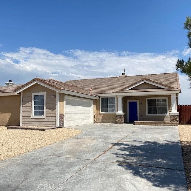 Building Photo - 1131 Valley View Dr
