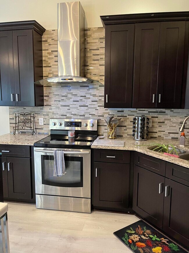 Foto del edificio - 5256 Eagle Lake Dr