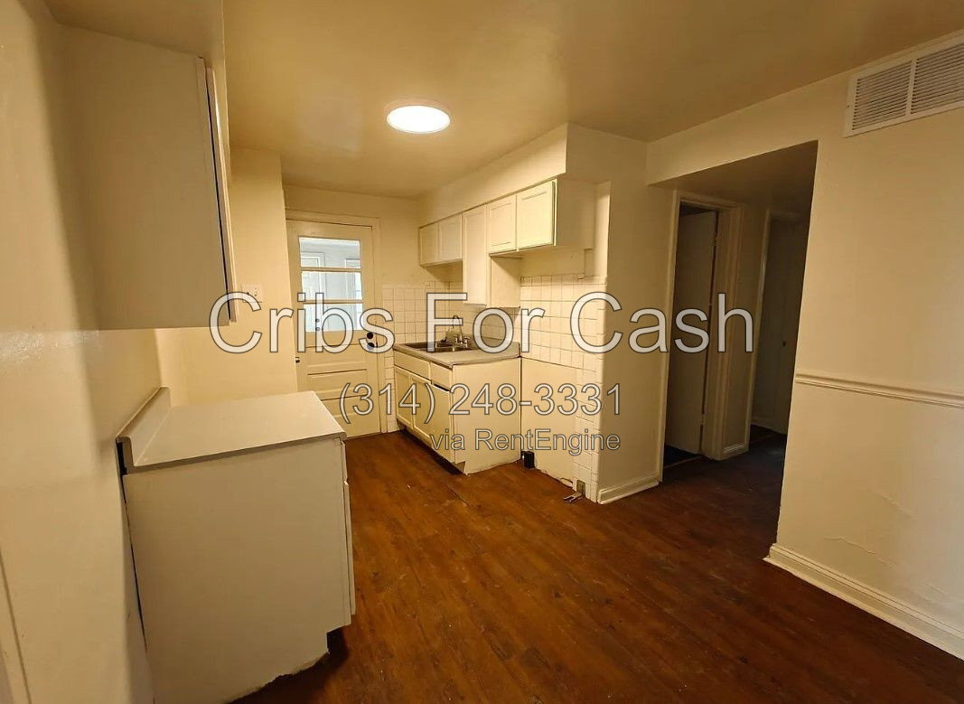 Building Photo - 8859 Snowhill Ct