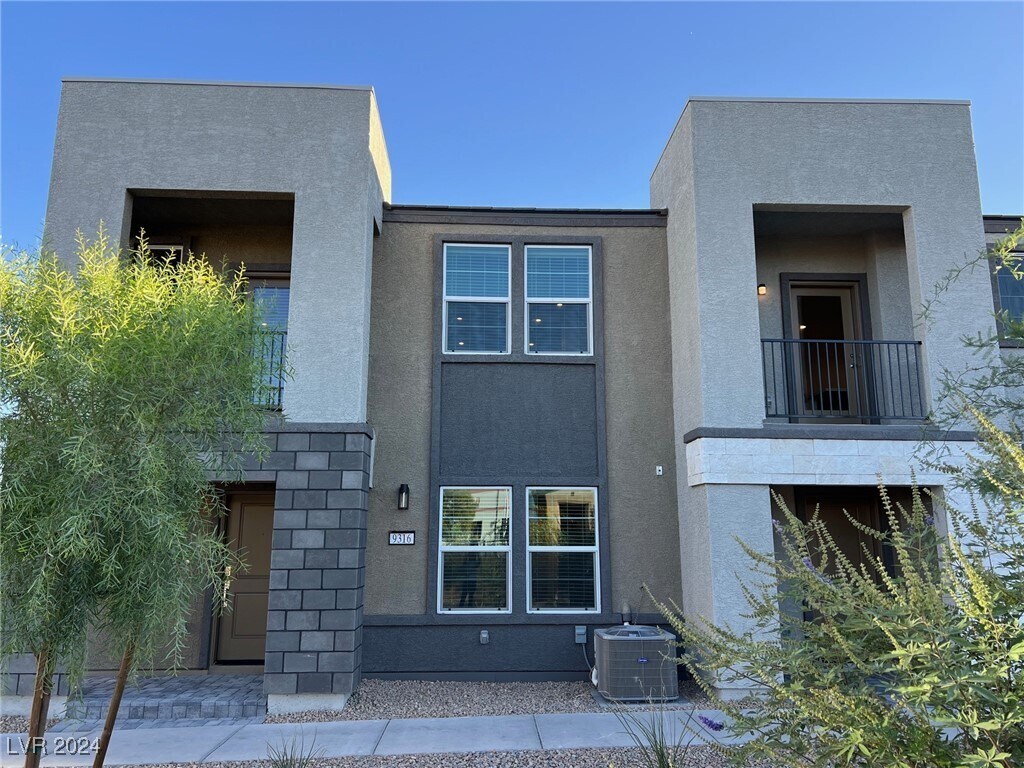 Foto principal - 9316 Botanic Heaven Ave