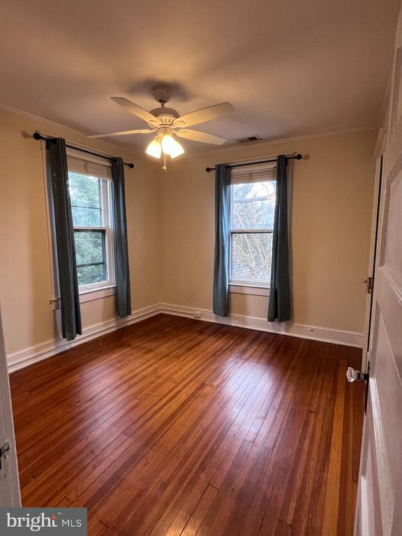 Foto del edificio - 4043 20th St N