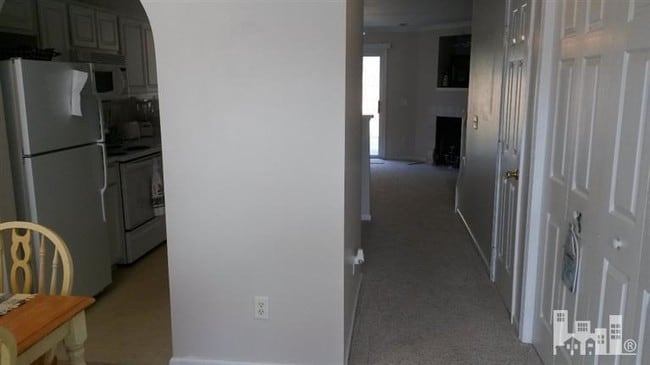 Building Photo - 1521 Willoughby Park Ct