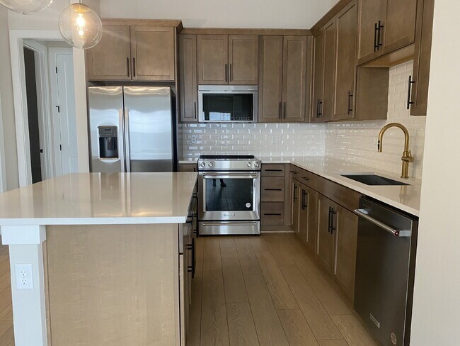 Building Photo - 4 Bedroom Home in The Nations with Private Baths & 2-Car Garage