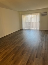 Building Photo - 124 First St Building Photo - 124 First St