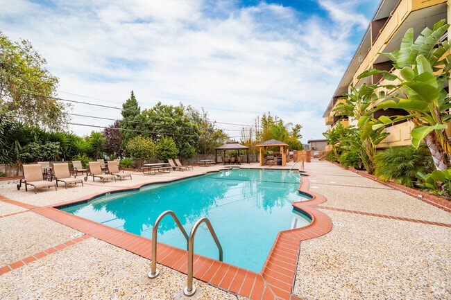 Building Photo - Madison Place