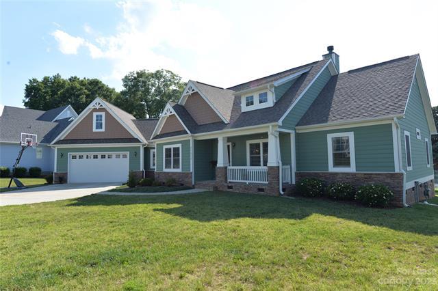 Foto del edificio - 21317 Country Club Dr