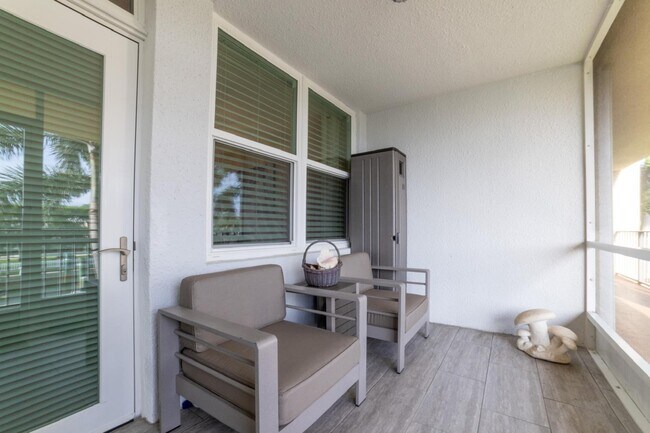 Foto del edificio - 109 Paradise Harbour Blvd