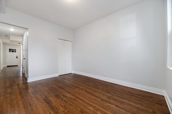Building Photo - 4440 S Campbell Ave