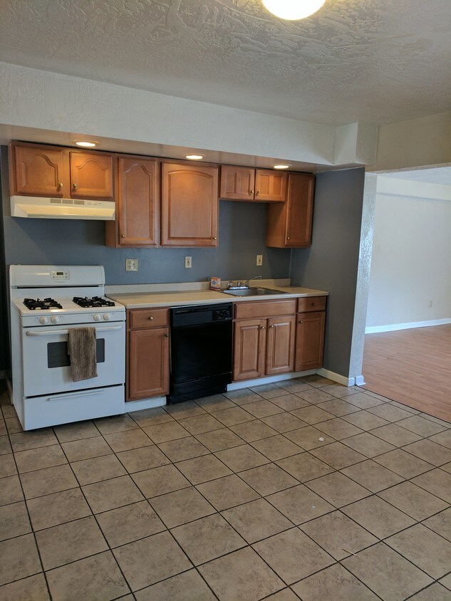 25 Enon Way, Pittsburgh, PA 15203 House Rental in Pittsburgh, PA