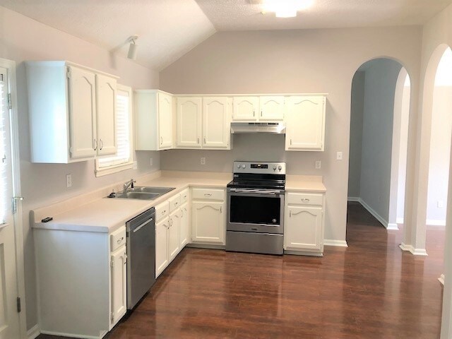 Foto del edificio - 1071 Sugar Ln