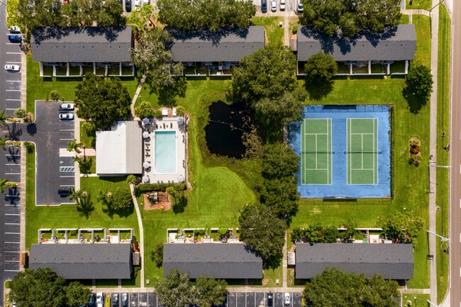 Foto del edificio - Veridian of Melbourne Townhome Apartments