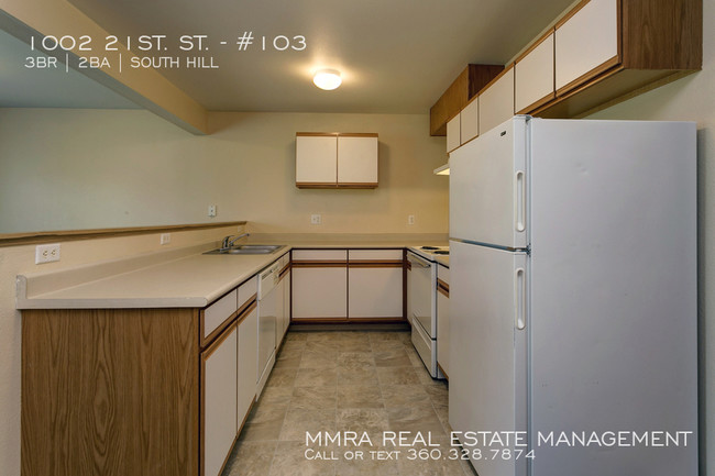 Building Photo - PRE-LEASING: 3 Bedroom WWU Apartment