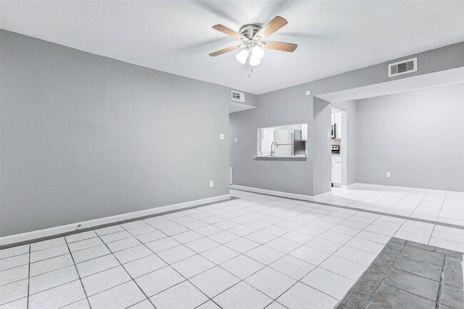 Building Photo - 12611 Ashford Meadow Dr