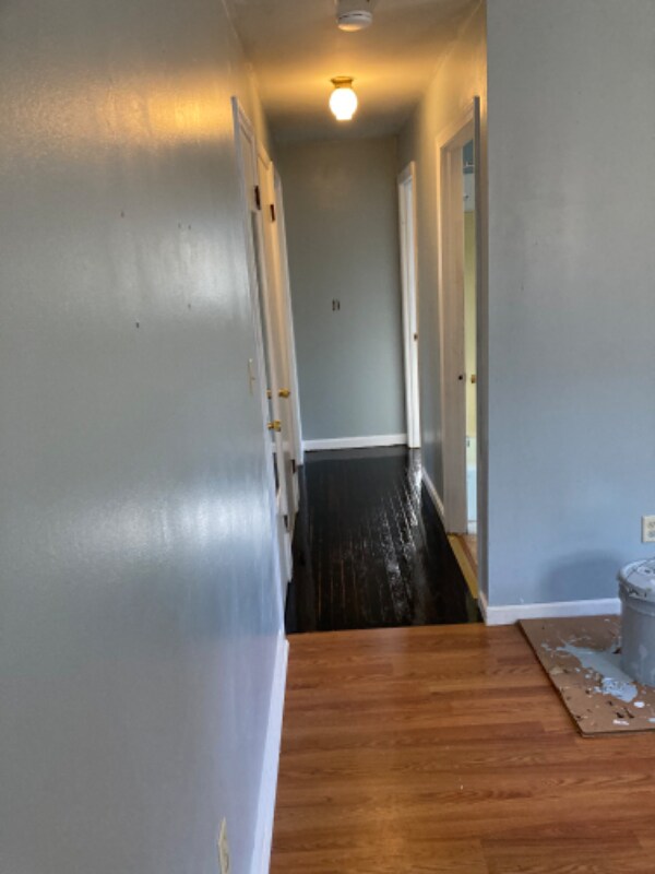 Building Photo - 20 Cady St