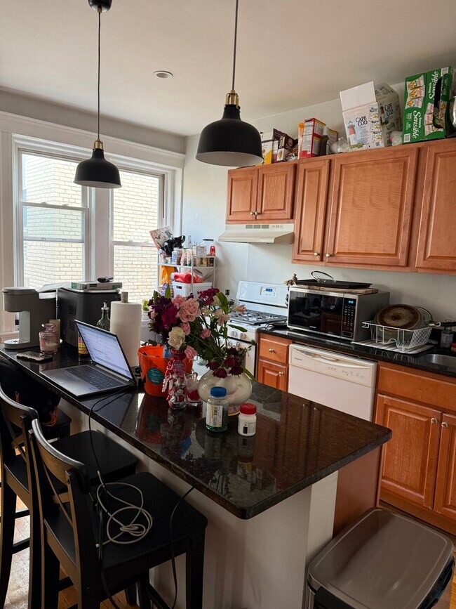 Foto del edificio - 146 Massachusetts Ave