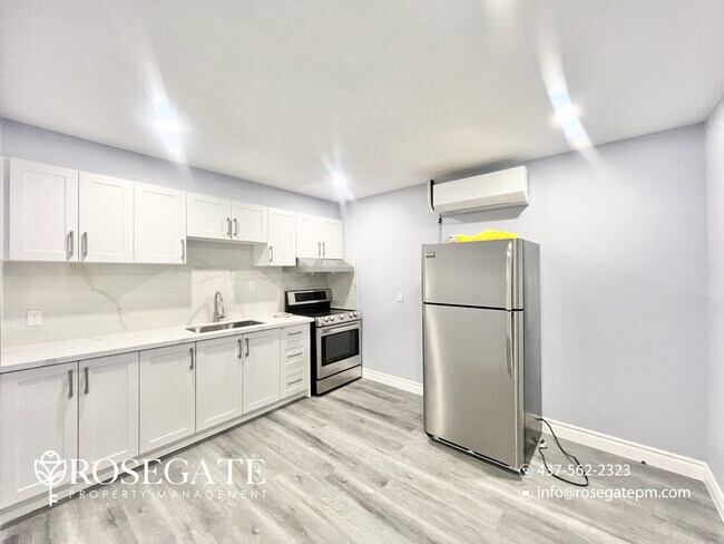 Photo du bâtiment - All-Inclusive 2-Bedroom Apartment in Central Woodstock (Pets Welcome)