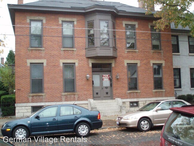 Building Photo - 621-623 City Park Ave