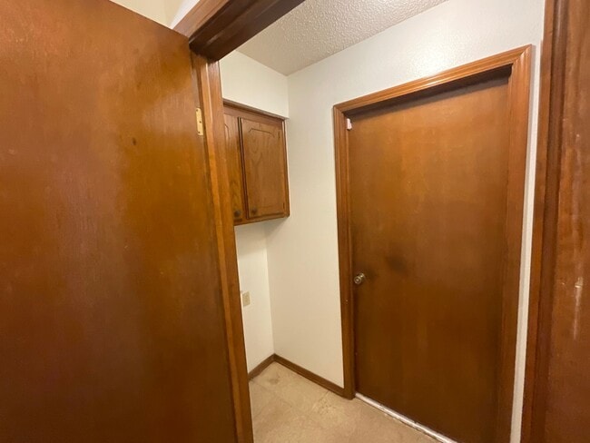 Foto del edificio - 3 Bed. 2 Bath, 2 Car Garage