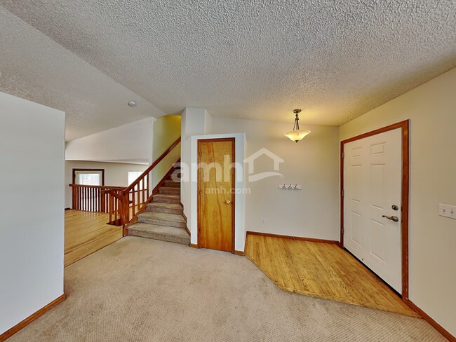 Building Photo - 4077 Ensenada St