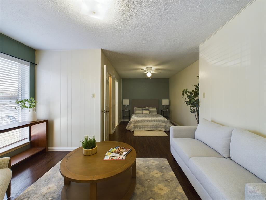 Foto principal - 5300 Guadalupe St