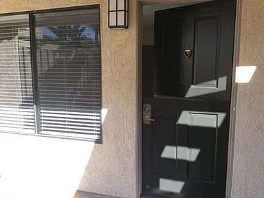 Building Photo - "Charming 1-Bedroom Retreat in Prime Irvine Location – Your Perfect Urban Oasis!"
