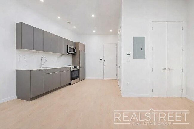 Building Photo - 1499 Bedford Ave