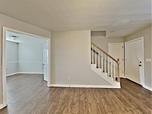 Building Photo - 1711 Ironwood Court