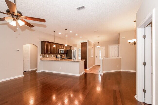 Foto del edificio - 3279 Chad Bourne Dr