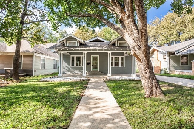 Photo - 5327 Worth St House