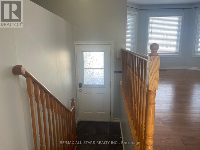 Building Photo - 39 McGibbon Blvd