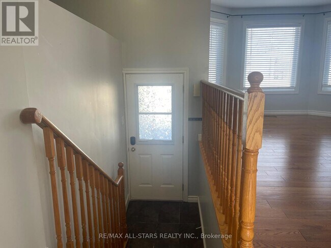 Photo du bâtiment - 39 McGibbon Blvd